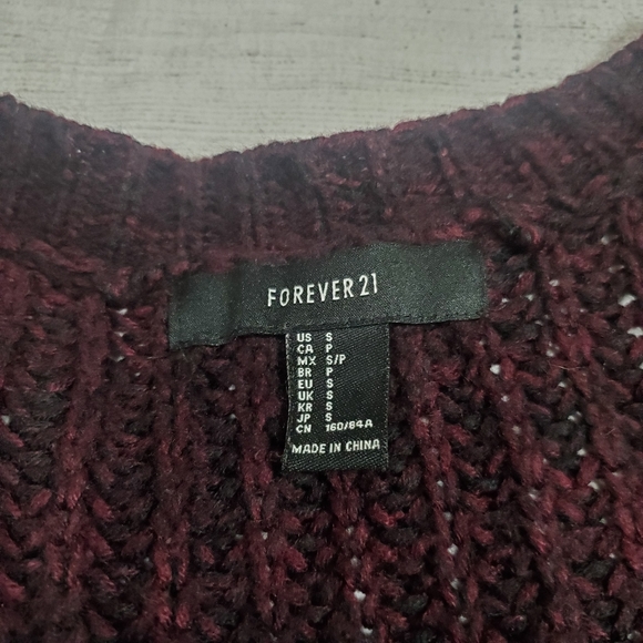 Ladies Forever 21 Small knit cardigan - Picture 6 of 7